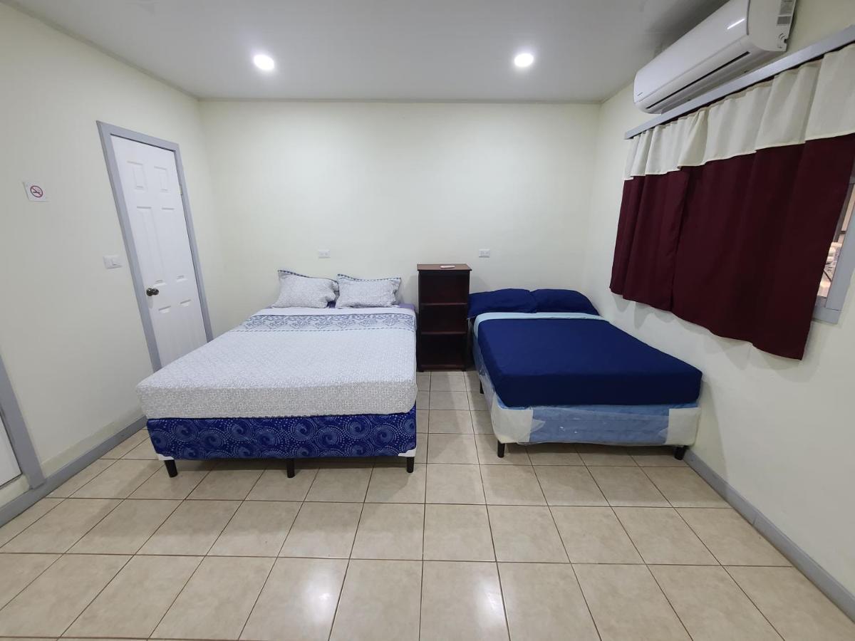 Hostal Don Luis Santa Rosa de Lima Екстериор снимка